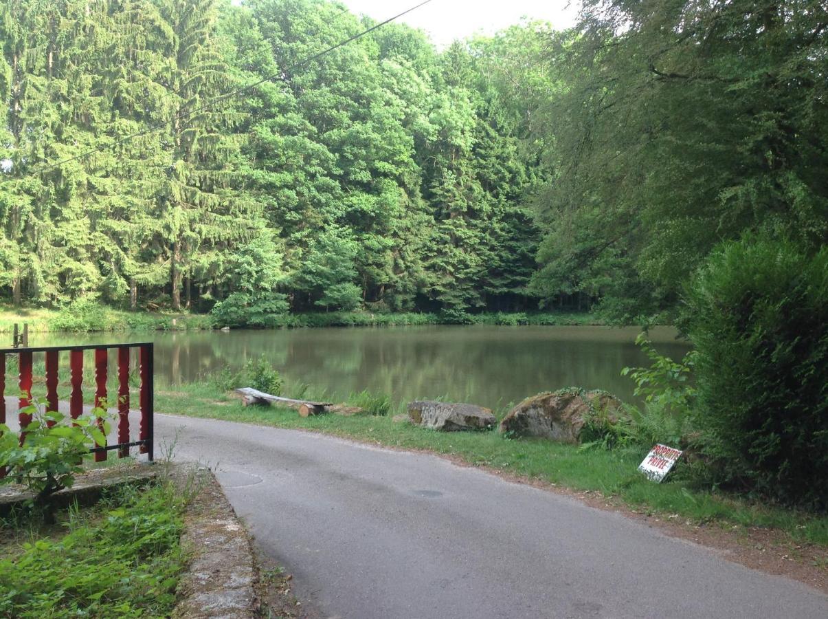 Gite Du Creux De La Goutte Xertigny Exterior foto
